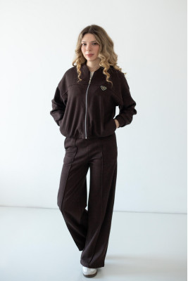 Костюм жіночий